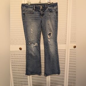American Eagle AE women's Artist distressed flare jeans 12reg